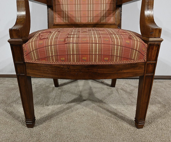 Fauteuil en Acajou Massif, époque Directoire – Début XIXe