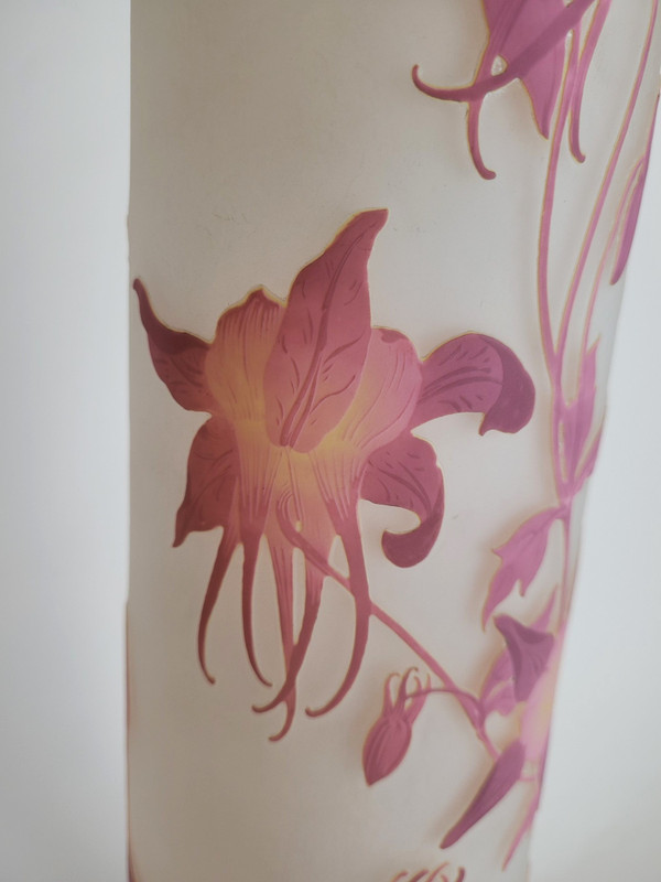 Large Vase With columbines, E Gallé, Art Nouveau