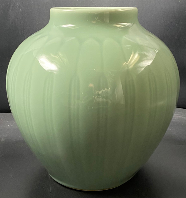 VASE EN PORCELAINE JAPONAIS 