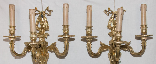 Paire d'Appliques En Bronze Style Louis XVI Circa 1880