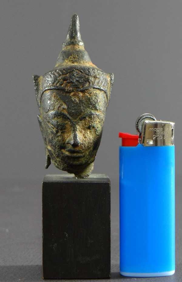Thailand, 19. Jahrhundert oder früher, Buddha-Kopf aus Bronze Ayutthaya-Stil.