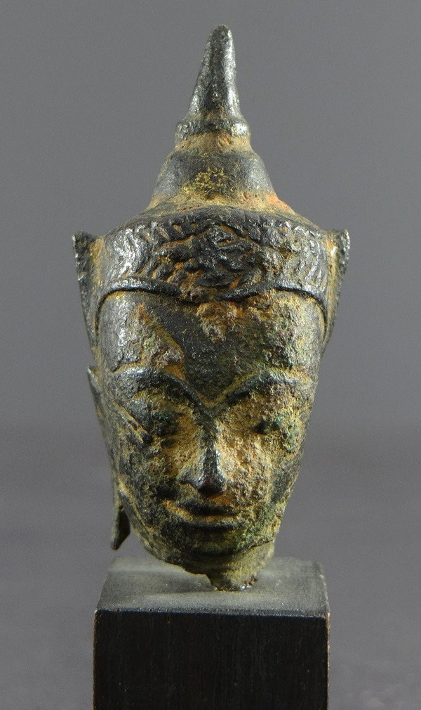 Thailand, 19. Jahrhundert oder früher, Buddha-Kopf aus Bronze Ayutthaya-Stil.