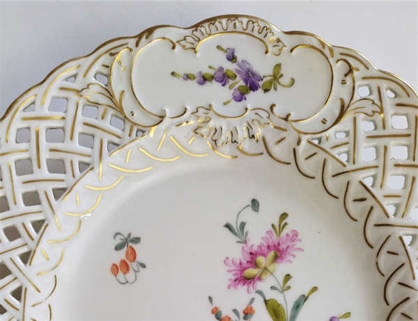 Hand Painted Plate Saxe Hermann Ohme Porcelain 19th c 
