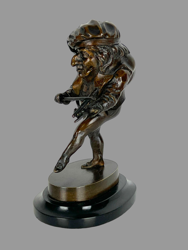 XIX secolo PIRROGENO / CARAZZE IN BRONZO SU BASE DI MARMO "LE GROTESQUE