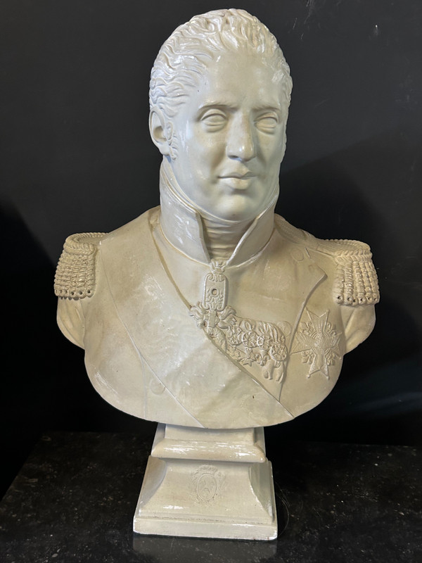 Grande busto in gesso di Carlo X in uniforme militare Fine XIX secolo