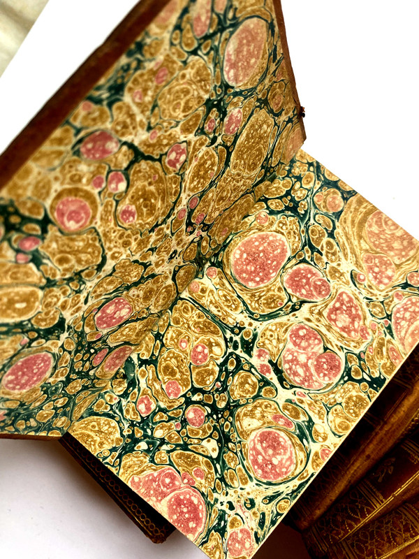 Charming set of 4 + 5 volumes in 16 Détouche et d'Harleville, Paris theater of 1820