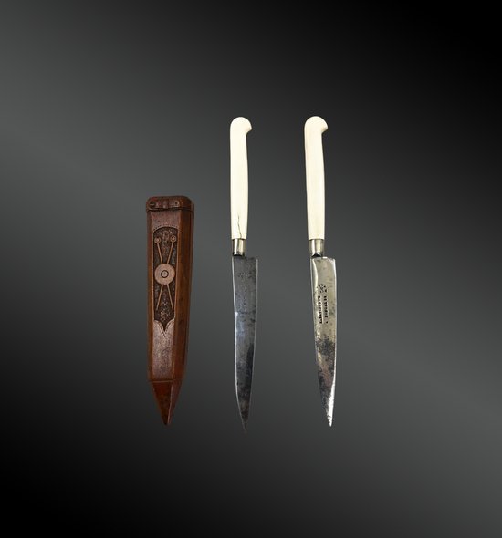 PAIR OF TRAVEL KNIVES - France - Late XIXth