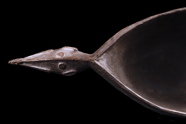 Wooden dish, Papua New Guinea, oceanic art, tribal art, primitive art