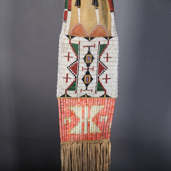 Pipe bag , sac a pipe Cheyenne – Indien des plaines, Cheyenne, USA