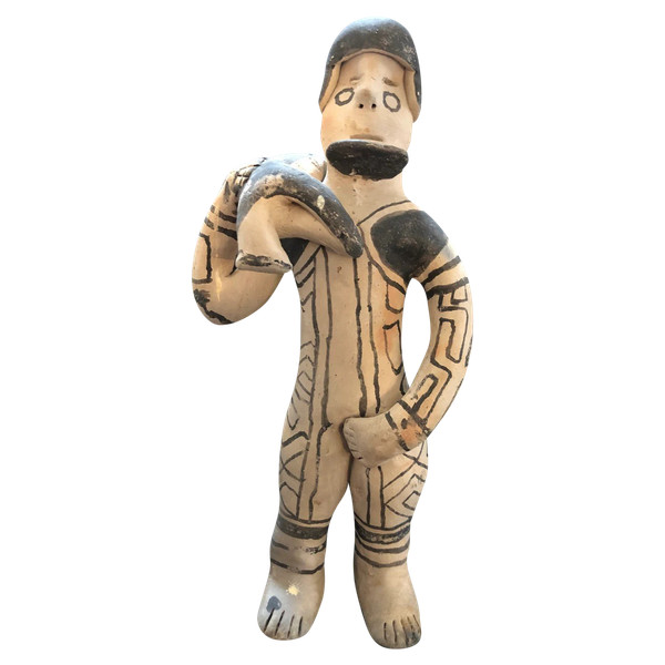 Statuette of a man in painted terracotta Karaja, Lijoko Brazil Tribal Art work from the 60s