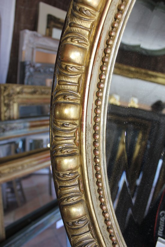 Miroir ancien ovale Napoléon III se style Louis XV doré