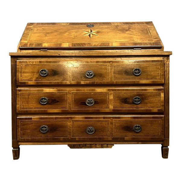 Louis XVI period scribanne chest of drawers in burl walnut with inlaid decoration on all sides in plum wood, sycom