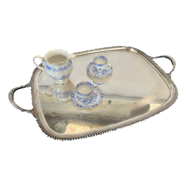 Rechteckiges Tablett mit versilberten Griffen Goldsmith Mappin und Webb (Englisch)