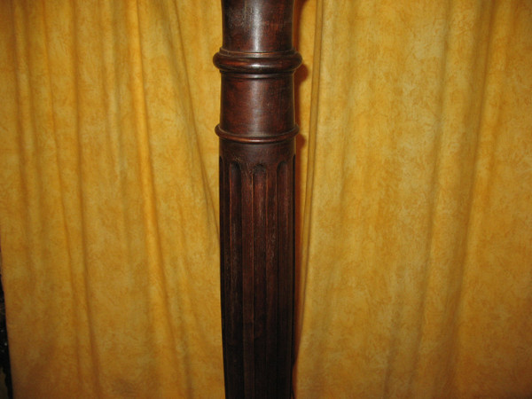 Louis XVI style walnut saddle column, 19th century, height: 125 cm