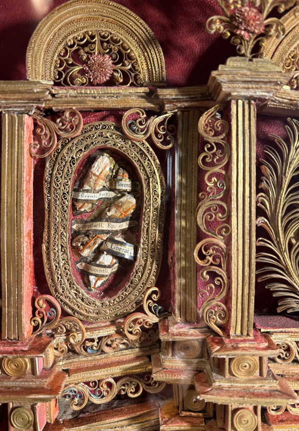 Remarkable Reliquary Altarpiece Style With 21 Relics - XVIII