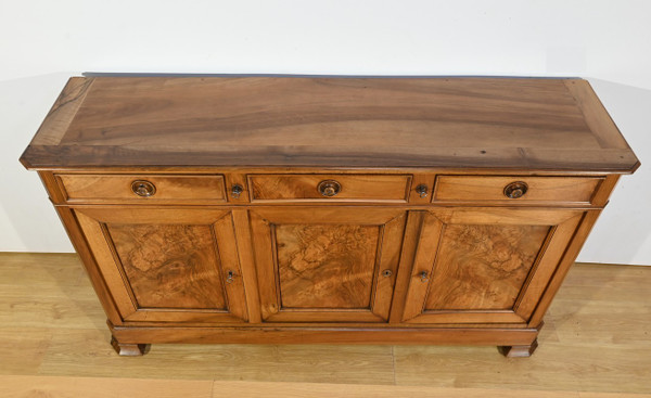 Piccola Credenza a 3 Ante in Noce – Fine XIX Secolo