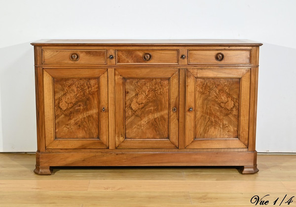 Piccola Credenza a 3 Ante in Noce – Fine XIX Secolo