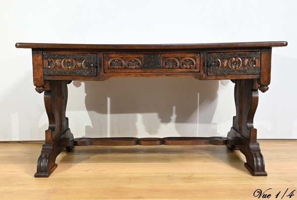 Table Bureau en Chêne, style Néogothique – Début XXe