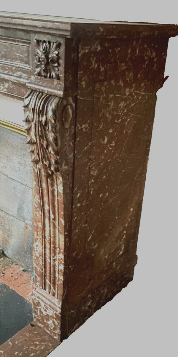 Cheminée De Style Louis XVI En Marbre rouge moucheté XX Siècle
