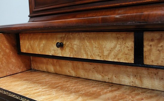  Piccola Scrivania Cubana in Mogano, Periodo Napoleone III - Metà XIX Secolo