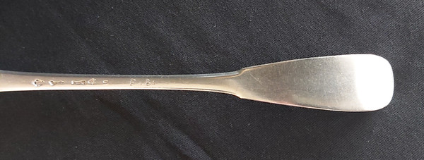 Cuillère à ragoût argent massif XVIIIème 