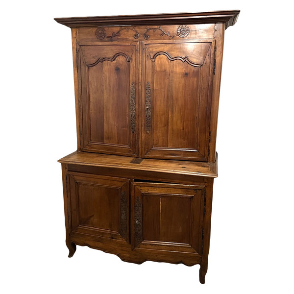 18th century farmhouse sideboard in walnut