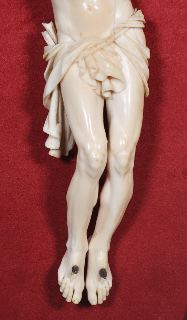 Cristo provenzale in avorio epoca Luigi XV