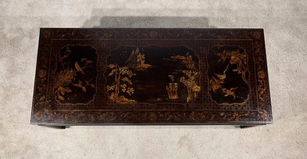 Importante Table Basse Asiatique – Milieu XXe