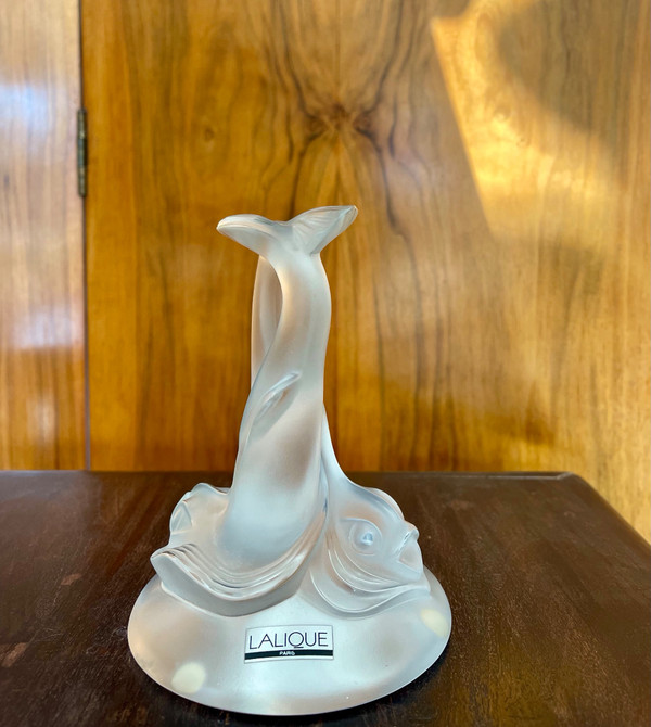LALIQUE France, crystal paperweight: double dolphins.