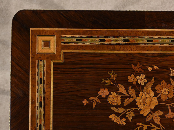 Petite Table de Salon style Louis XVI, époque Napoléon III – Milieu XIXe