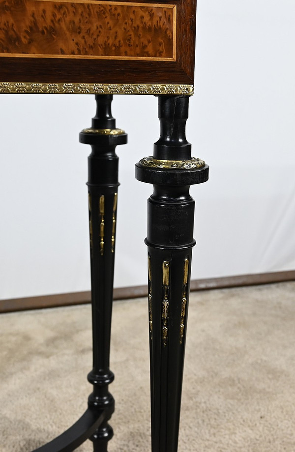 Petite Table de Salon style Louis XVI, époque Napoléon III – Milieu XIXe