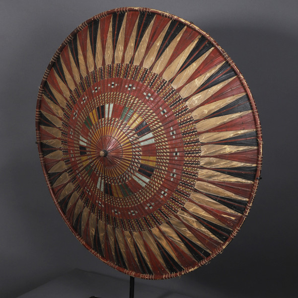 Chapeau Dayak en rotin – Bornéo, Indonésie