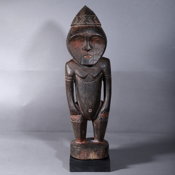 Statua Sepik – figura femminile in piedi – Papua Nuova Guinea