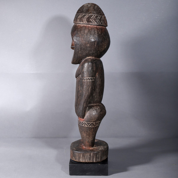 Statua Sepik – figura femminile in piedi – Papua Nuova Guinea