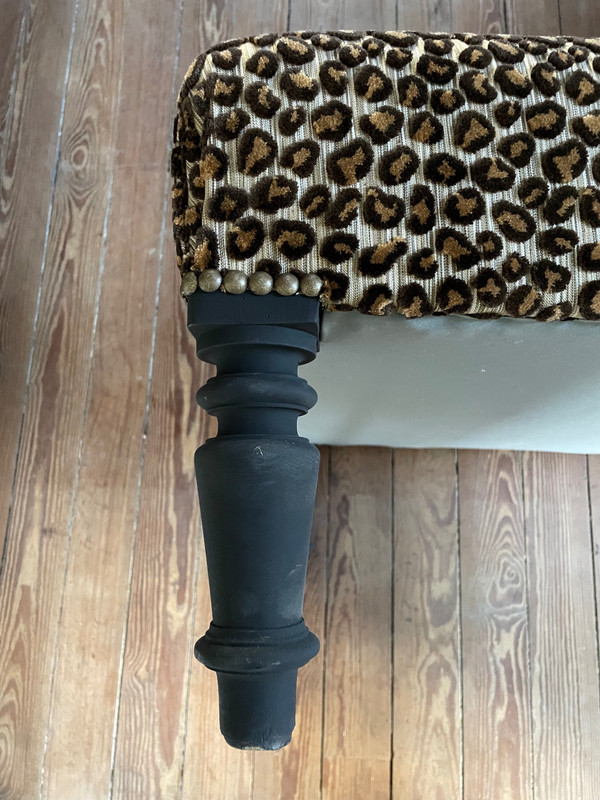 Pouf/ Napoleon III side chair