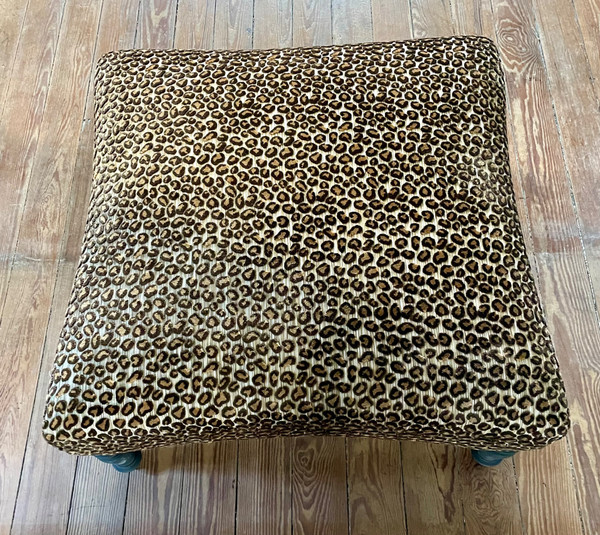 Pouf/ Napoleon III side chair