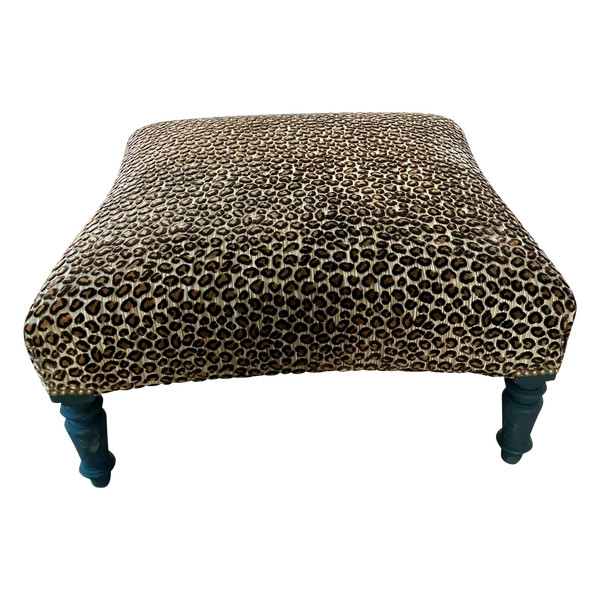 Pouf/ Napoleon III side chair