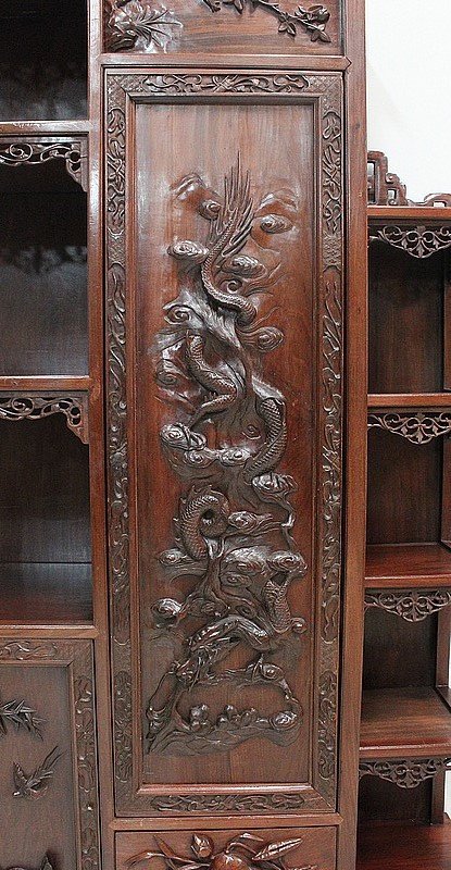  Mobiletto atipico asiatico, origine Vietnam, in mogano massiccio - Fine XIX secolo