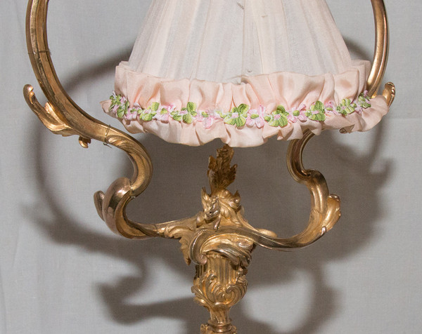 Lampe De Salon En Bronze Doré Maurice Thibault  Paris 
