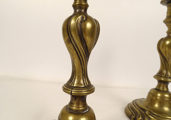Coppia di Candelieri Stemma Luigi XV Stemma in Bronzo Flambeaux XVIII Secolo
