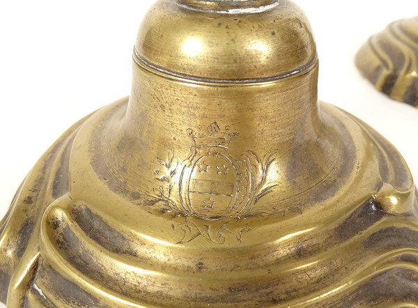 Coppia di Candelieri Stemma Luigi XV Stemma in Bronzo Flambeaux XVIII Secolo