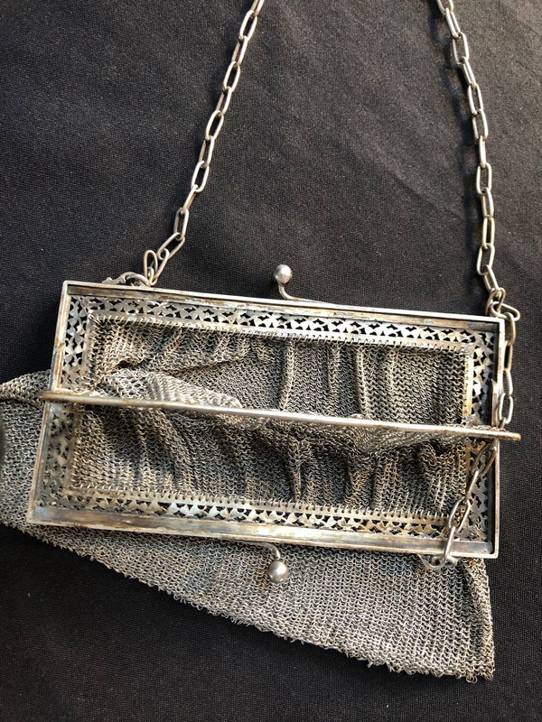 Aumoniere bag in solid silver late 19th century