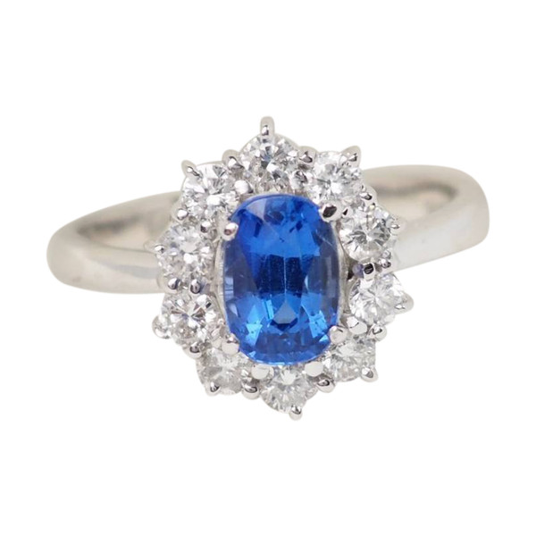 Daisy ring in platinum, tanzanite and diamonds