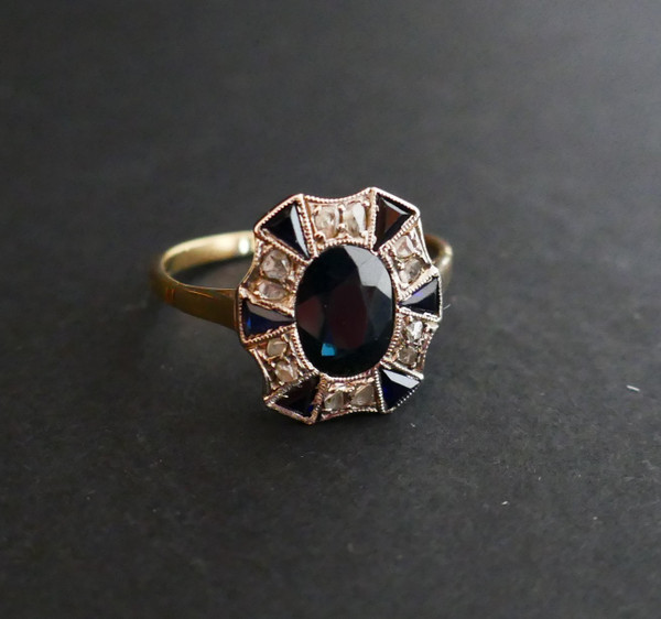 Art-Deco-Saphir-Diamant-Ring.