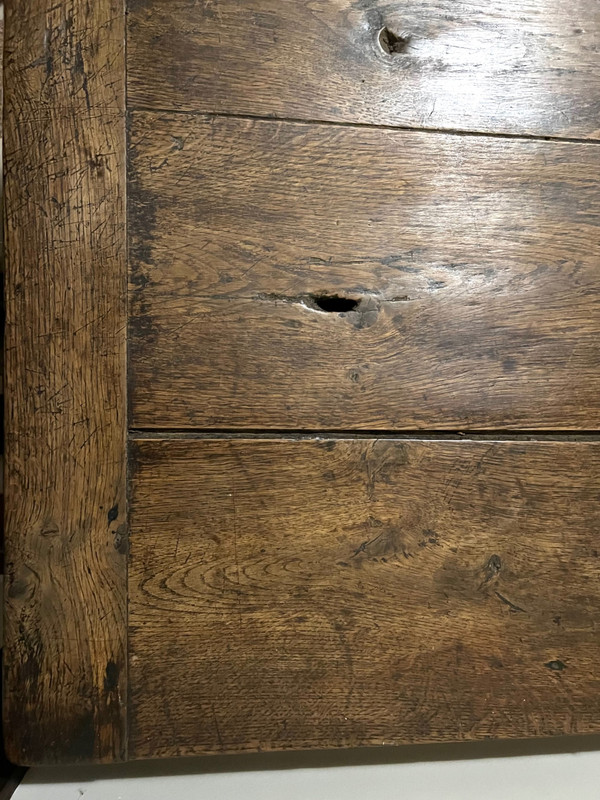 Alter Bauerntisch aus Eichenholz aus dem 18. Jahrhundert
