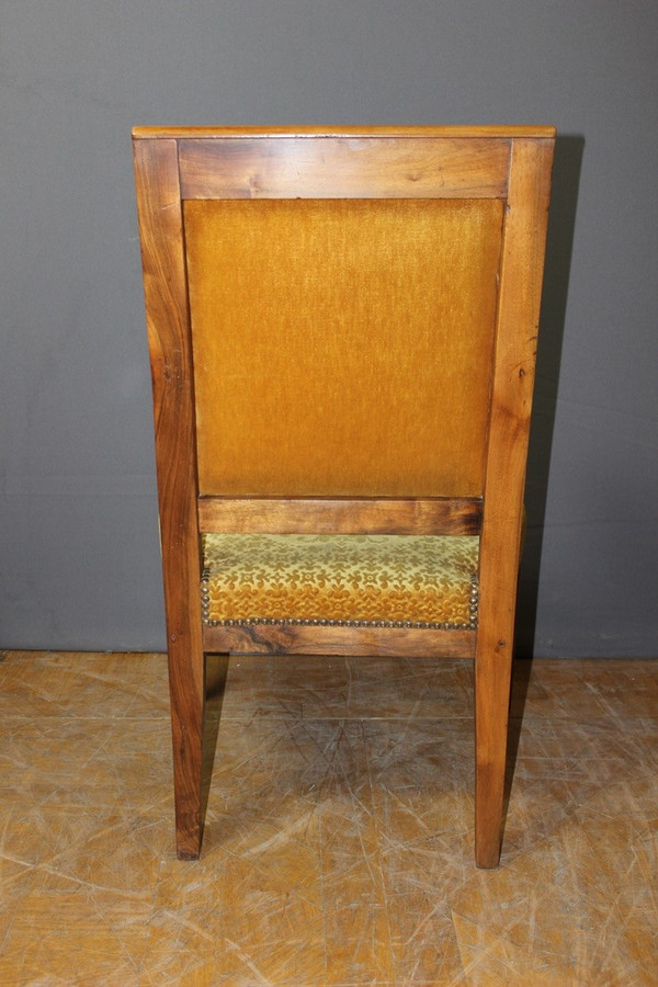 Paire de fauteuils Restauration en noyer XIX