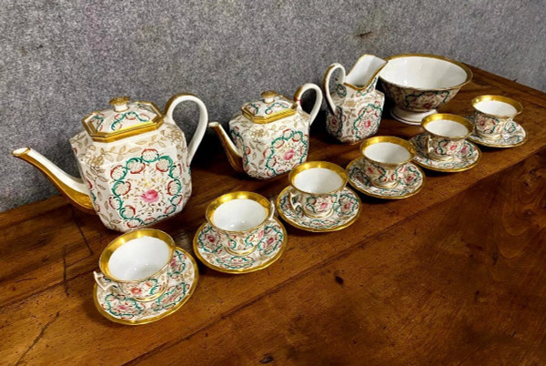 Paris porcelain: magnificent Empire period tea/coffee service circa 1810