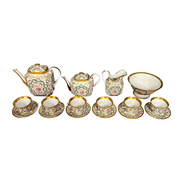 Paris porcelain: magnificent Empire period tea/coffee service circa 1810