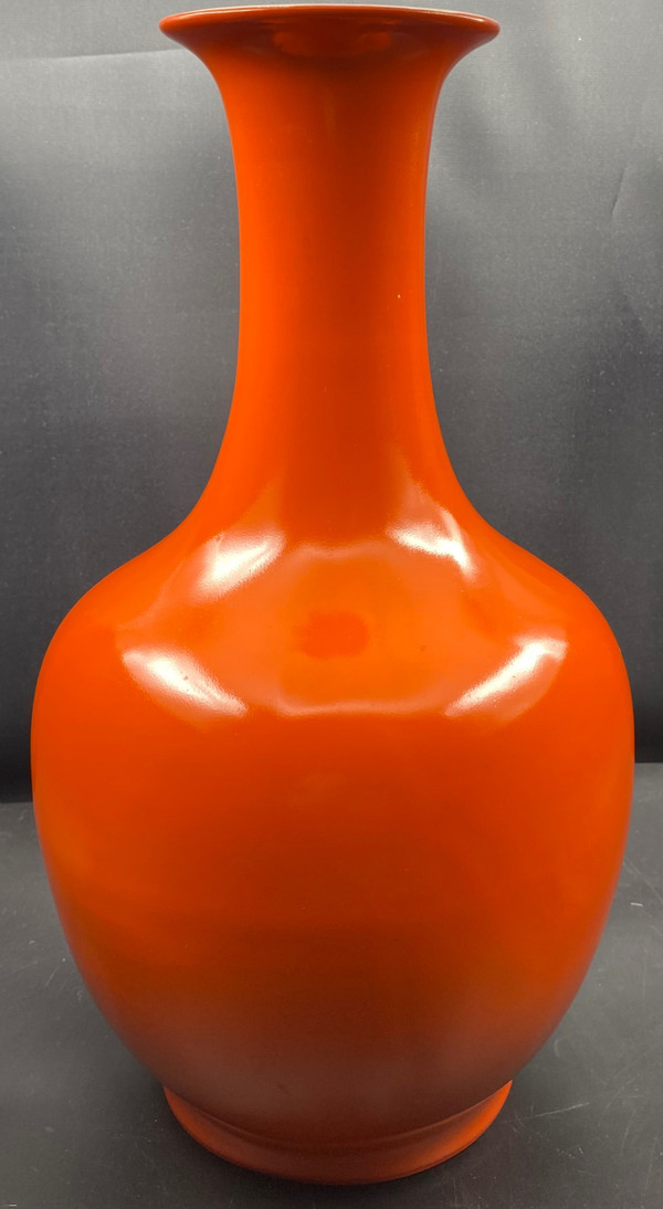 PORCELAIN VASE