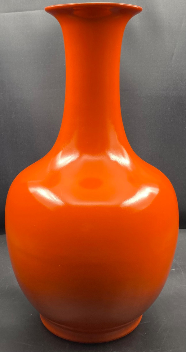 PORCELAIN VASE